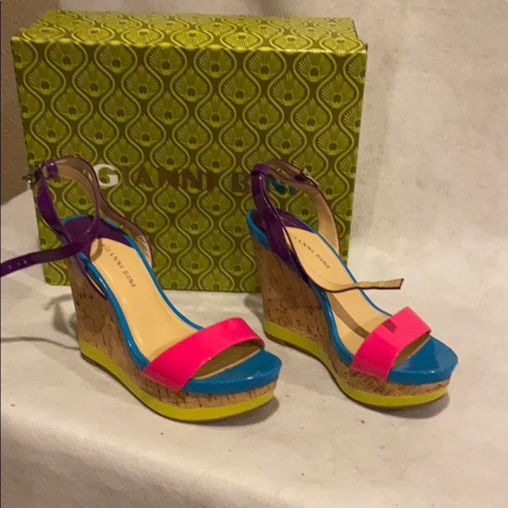 Giani Bini multicolored neon wage sandals Sz 7.5